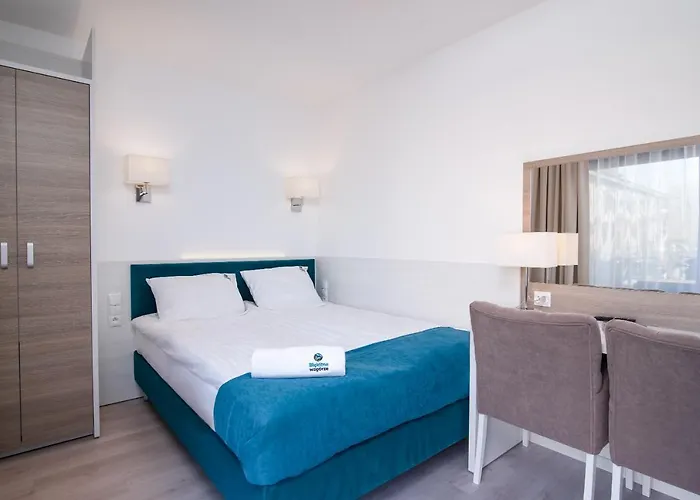 Blekitne Wzgorze - Nowoczesne Goscinne 招待所 3*