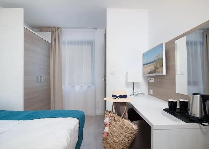 Blekitne Wzgorze - Nowoczesne Goscinne 招待所 3*